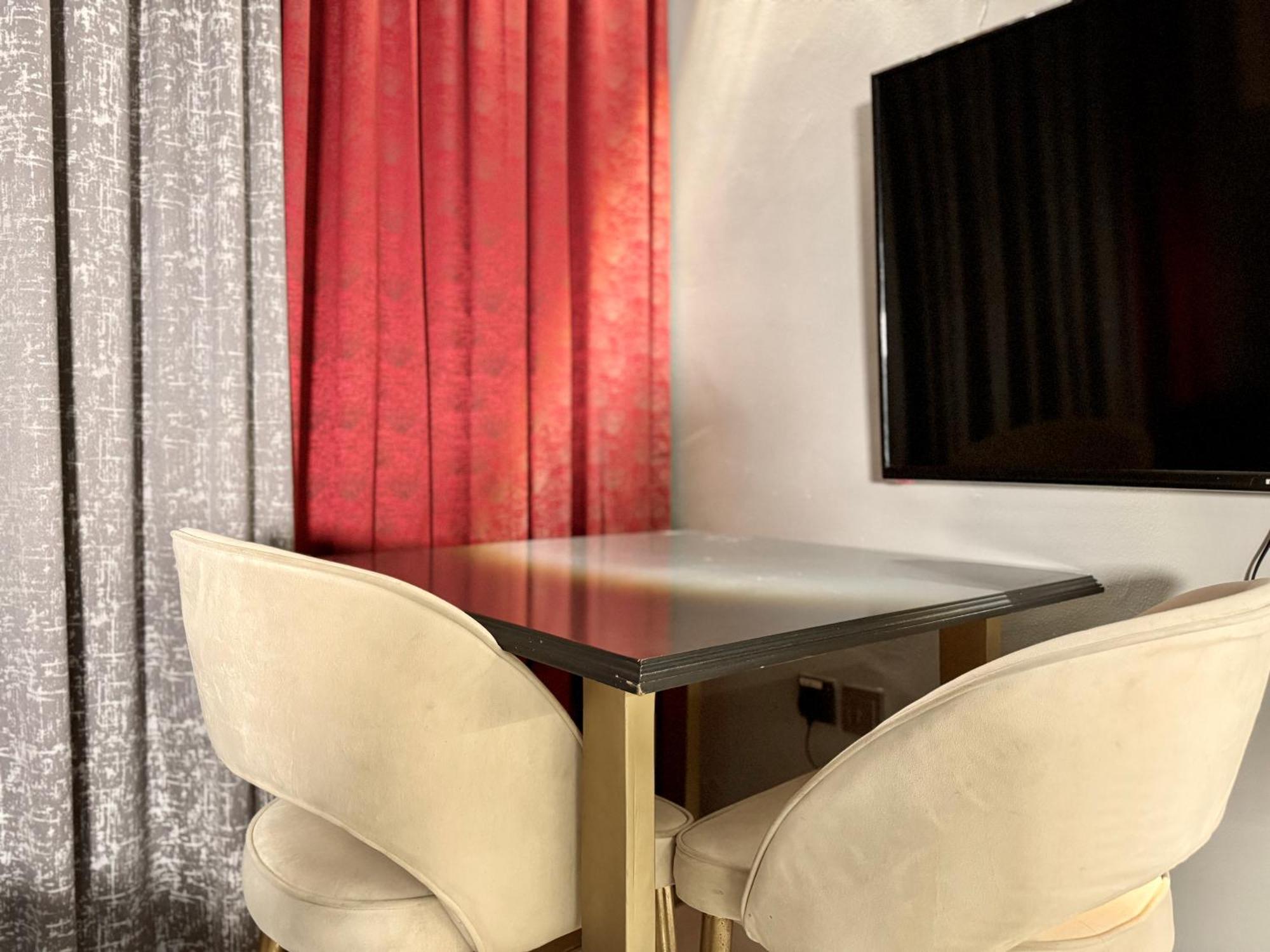 Apartment Al Manara Classic Deluxe Dubai
